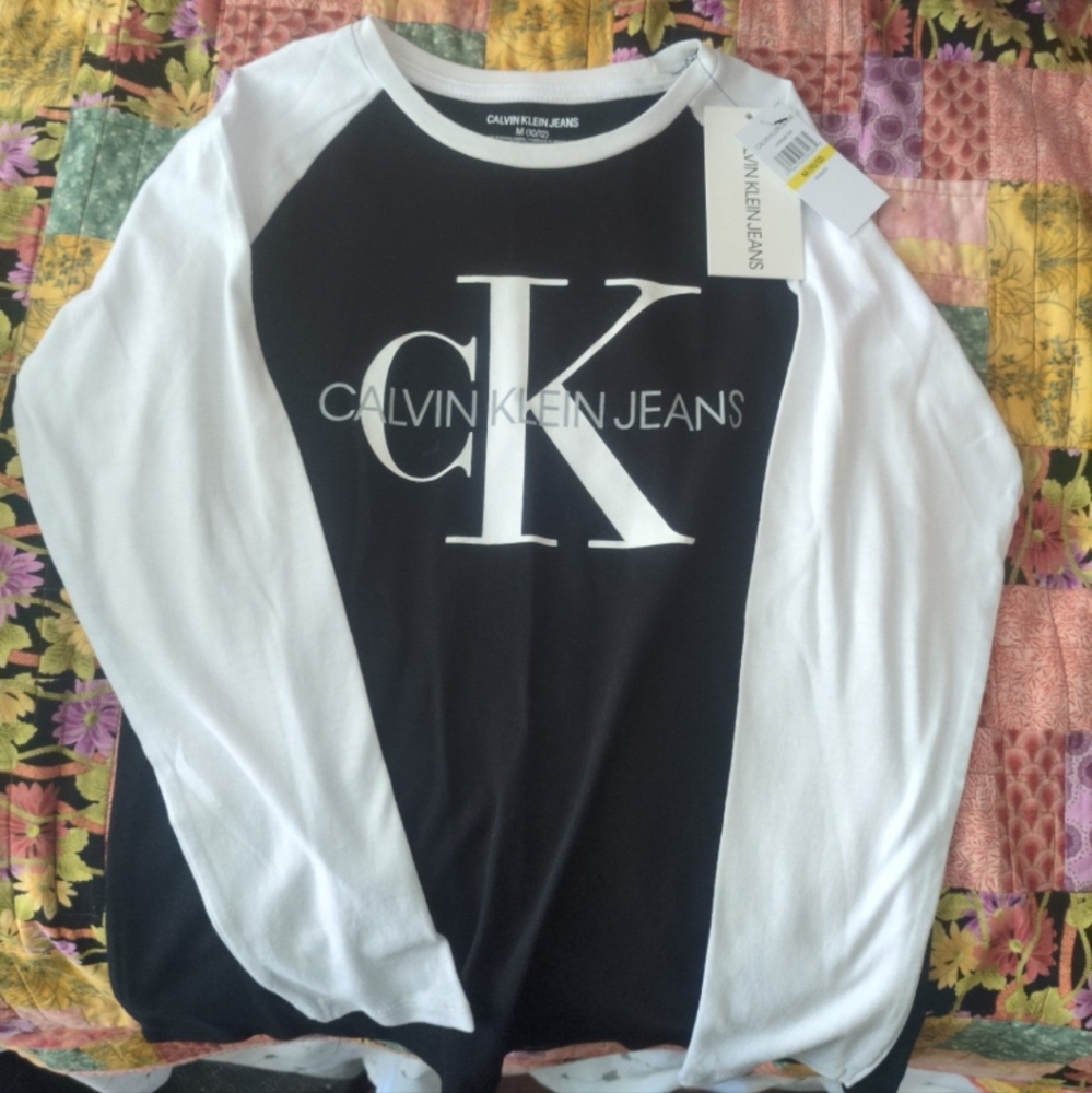 NWT Calvin Klein boys long sleeve shirt!!